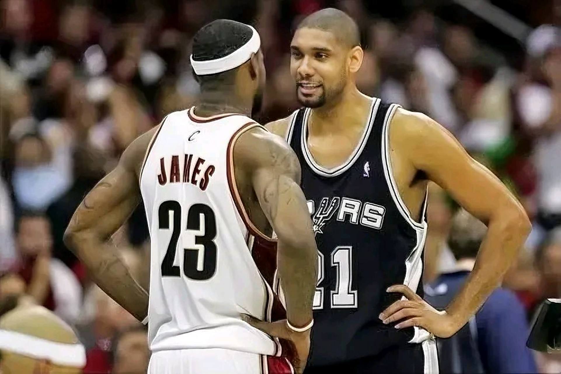 31041